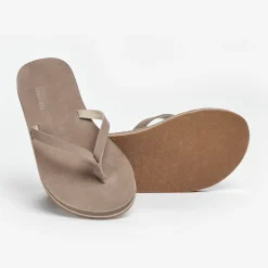 Best Meadows Flip Flops Women Flip Flops & Sandals
